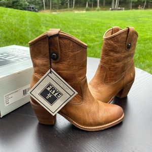 Frye Jackie Button Short Boots